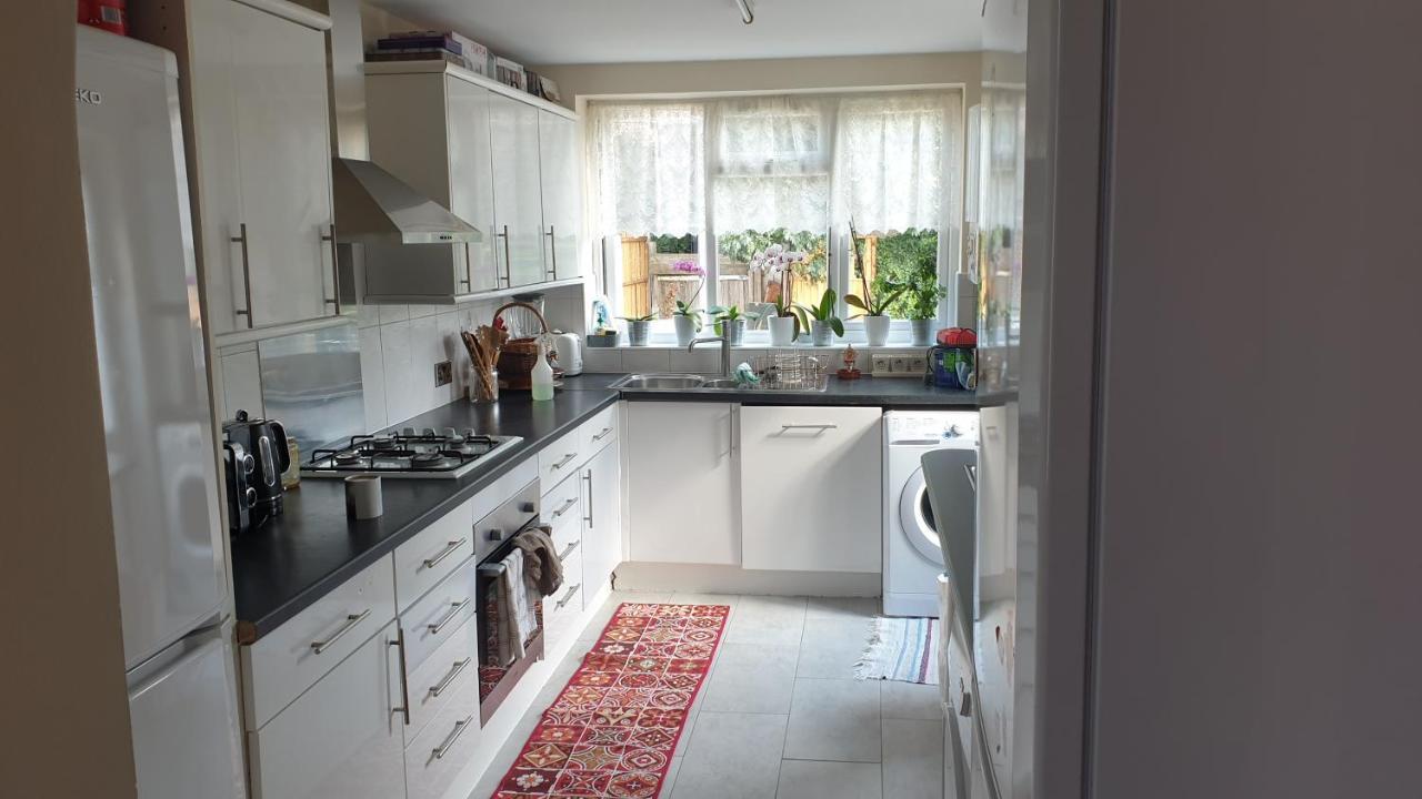 Guess Bungalow Wembley Apartment London Luaran gambar
