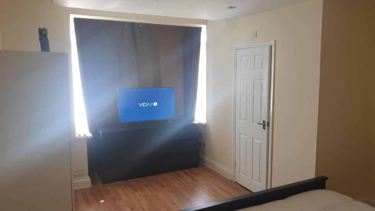 Guess Bungalow Wembley Apartment London Luaran gambar