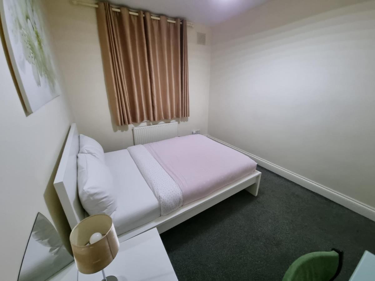 Guess Bungalow Wembley Apartment London Luaran gambar