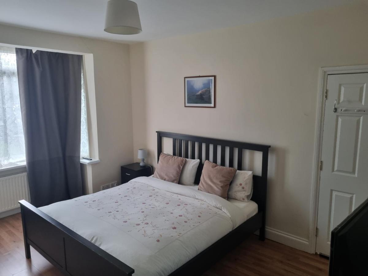 Guess Bungalow Wembley Apartment London Luaran gambar